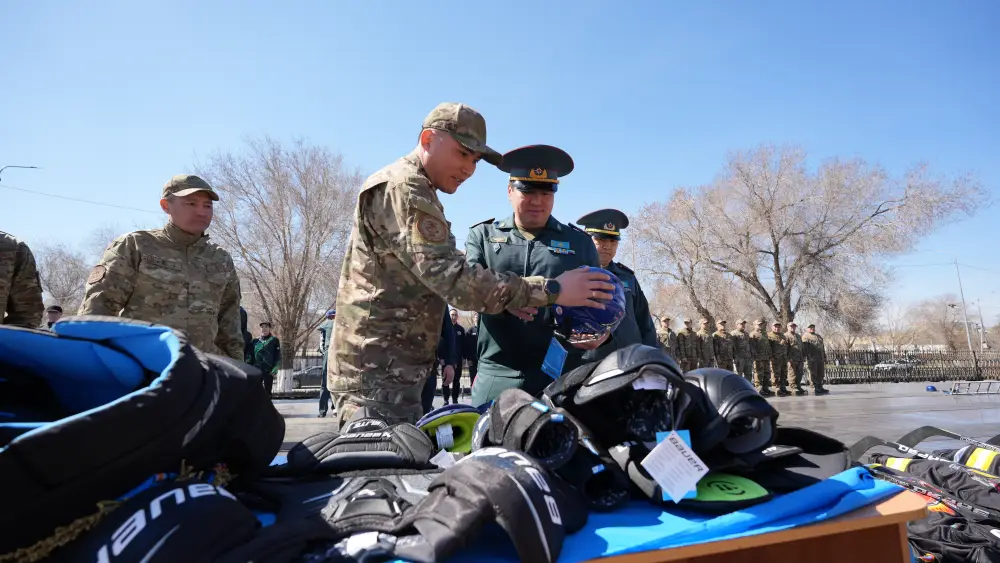 Чингис Аринов оценил новую тренировочную башню и развитие ведомственного спорта в Павлодаре (3)