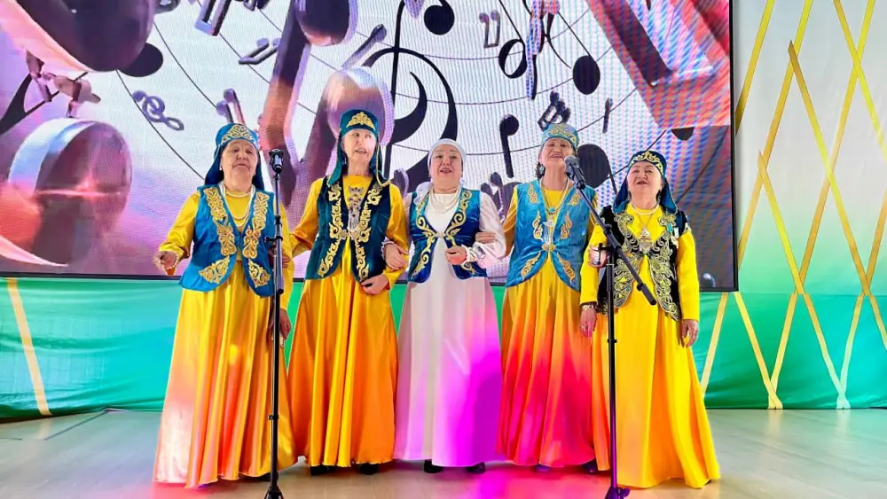 «Жүрек жылуы»: столичные пенсионеры организовали благотворительный концерт (2)