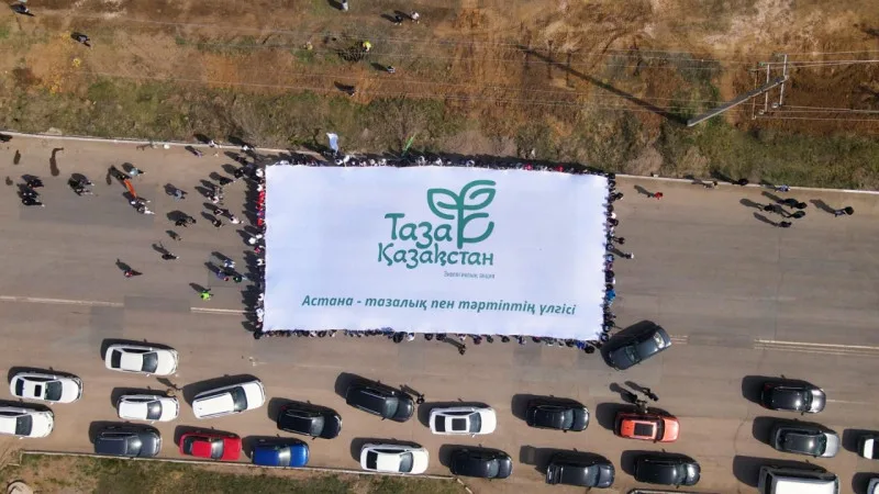 120 тысяч людей, 10 тысяч деревьев: Астана зеленеет! Астане