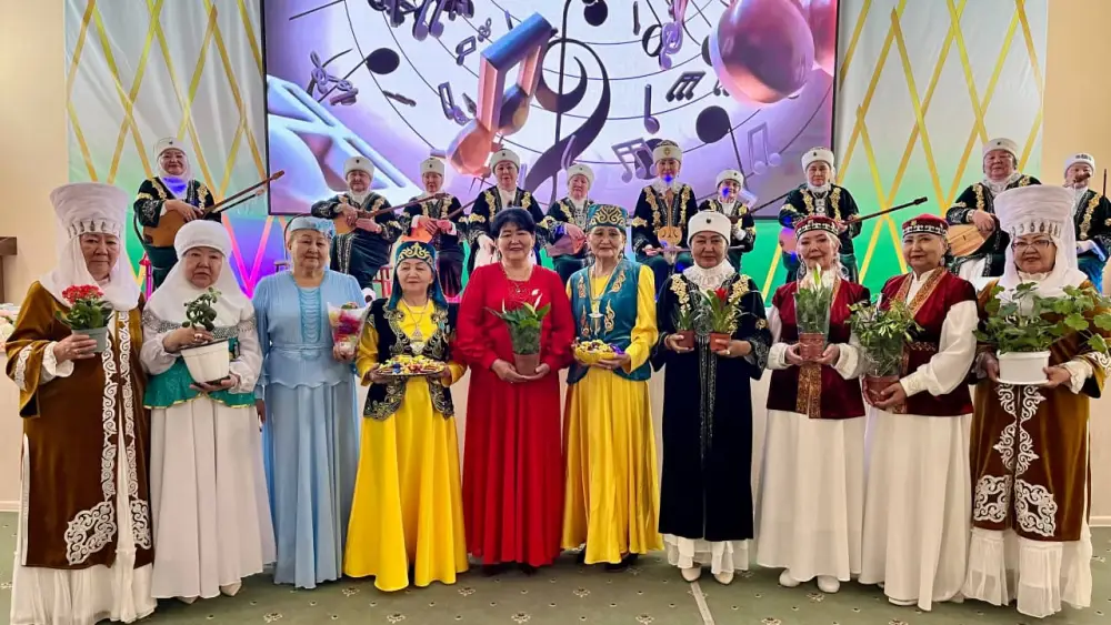 «Жүрек жылуы»: благотворительный концерт пенсионеров в Астане, объединяющий сердца через музыку Астане