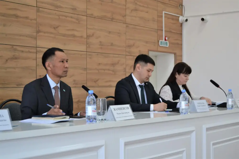 В районе Самар прошел семинар-тренинг для госслужащих (3)