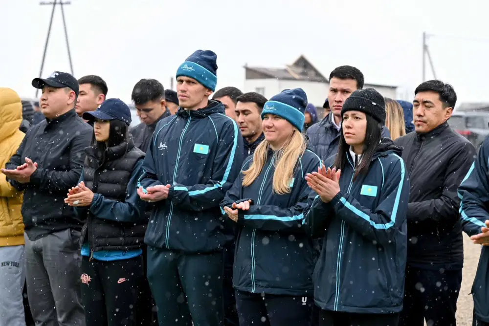 «Абайға құрмет»: в Семее заложили фундамент нового спортивного комплекса (3)