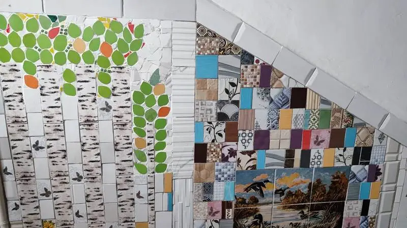 Дом, где живёт сказка: карагандинка украшает стены мозаикой (6)