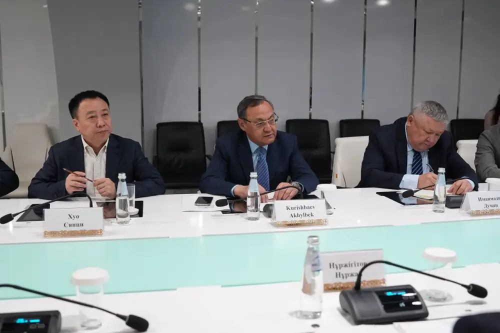 Министерство водных ресурсов и ирригации и Национальная академия наук обсудили внедрение цифровой системы управления водными ресурсами Казахстана (4)