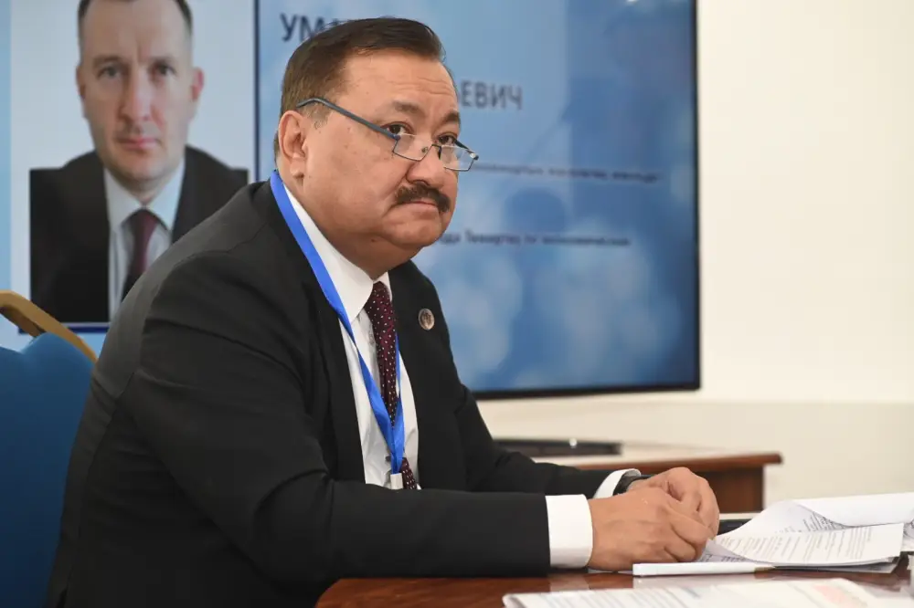 В Карагандинском индустриальном университете обсудили развитие инженерной науки и образования (7)