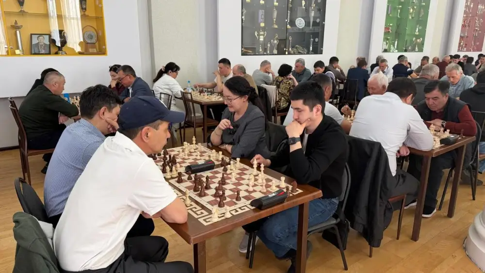 Шахматный баттл: депутаты против страсти к игре! Астане