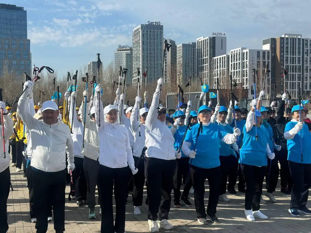 Активное долголетие: пенсионеры Астаны участвуют в флешмобе ко Всемирному дню здоровья Астане