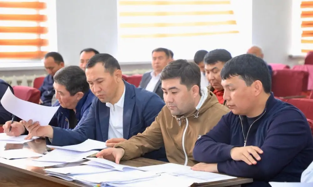 ТУРКЕСТАН: ИНВЕНТАРИЗАЦИЯ ТЕХНИКИ И РАБОЧЕЙ СИЛЫ В БОРЬБЕ С САРАНЧОЙ ПРОВОДИТСЯ ЕЖЕДНЕВНО (2)