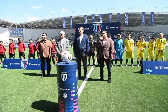 “Қайсар арена” стадионында QJ лига ойындарының мыңыншы матчы өтті (8)