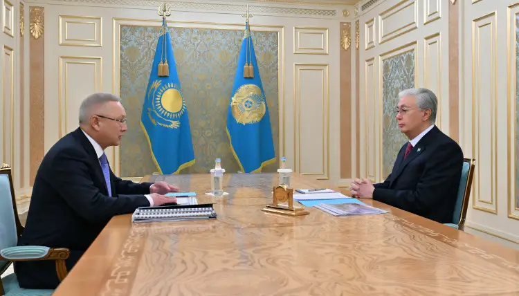 Президент Казахстана заслушал отчет акима Жетісу о социально-экономическом развитии региона Астане