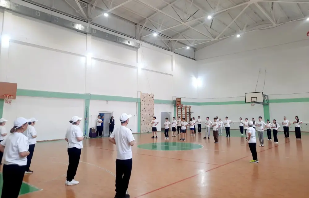 В Астане пенсионеры организовали познавательное мероприятие для школьников (5)