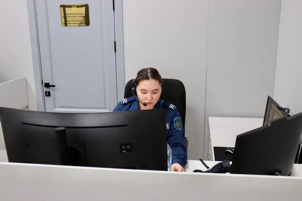 В ВКО жители могут сообщать о происшествиях в полицию через приложения смартфона (4)