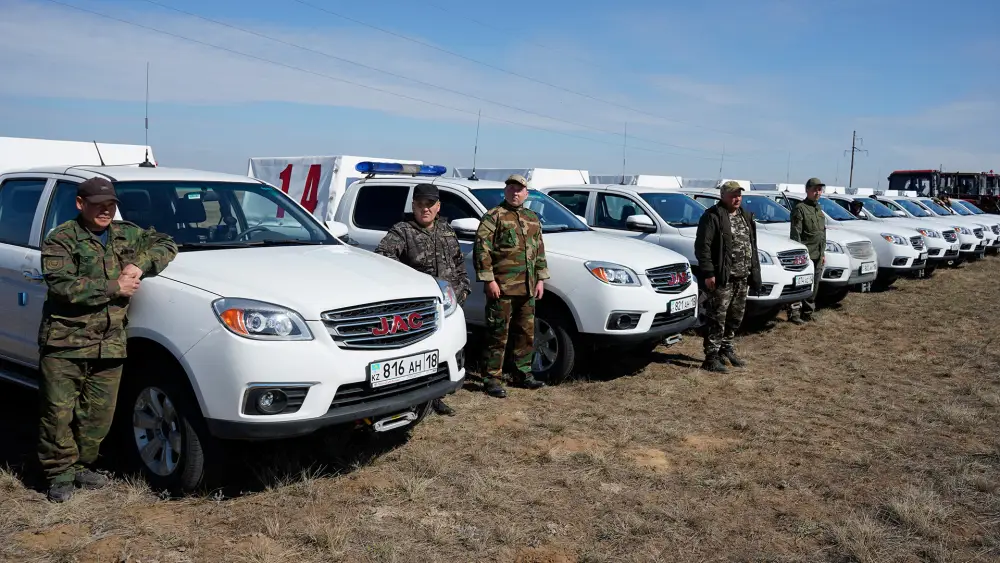 Олжас Бектенов проверил готовность системы раннего обнаружения лесных пожаров и оснащенность «Семей орманы» (7)