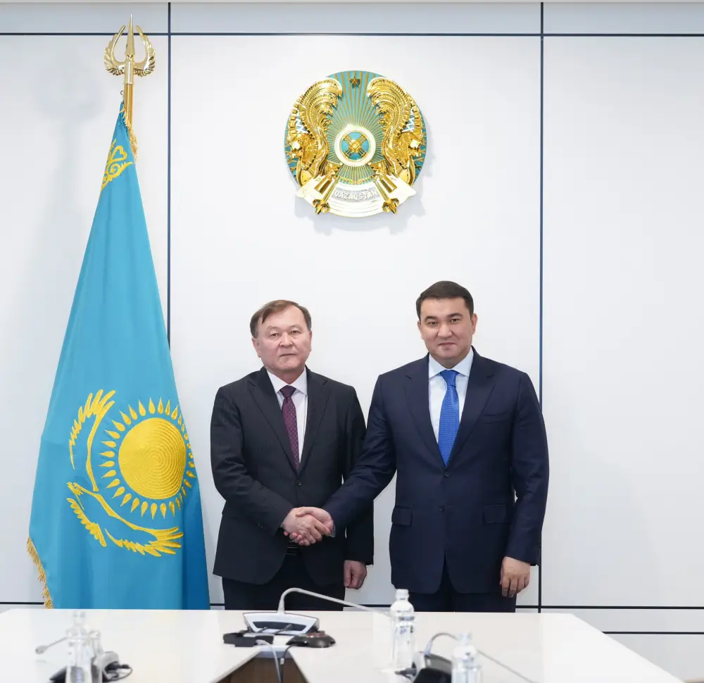 НУРАЛХАН КУШЕРОВ ВСТРЕТИЛСЯ С ПРЕДСЕДАТЕЛЕМ ПРАВЛЕНИЯ ТОО «СК-ФАРМАЦИЯ» (3)