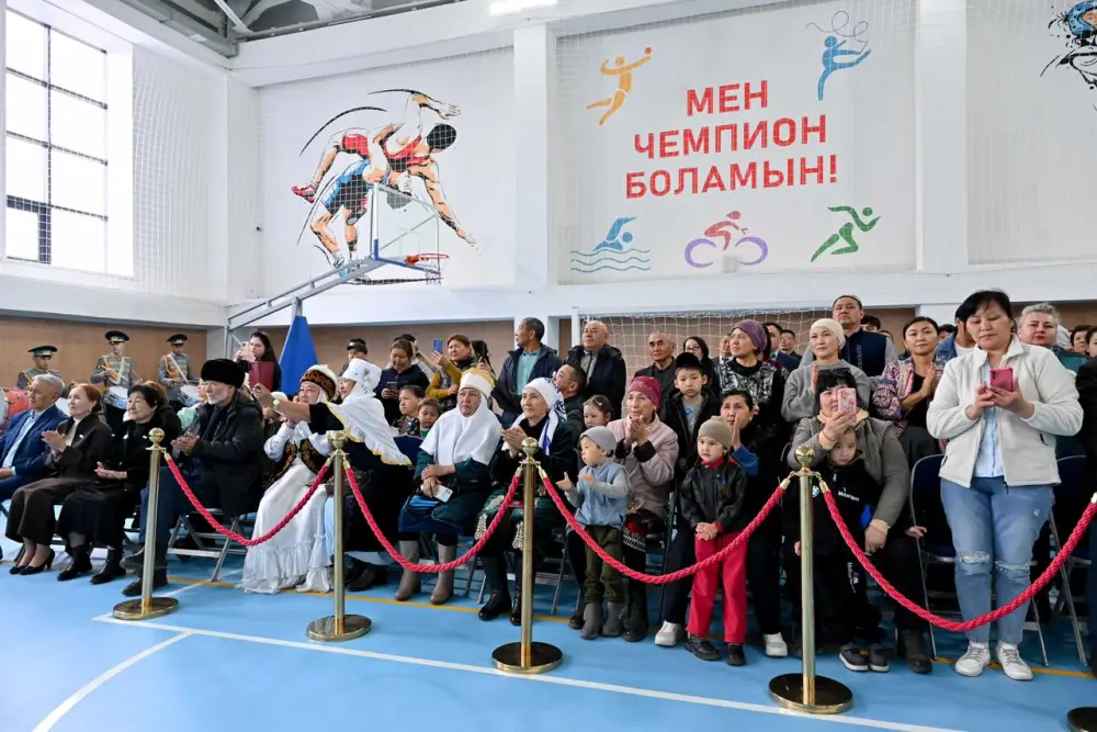 В Семее открылась новая школа на 300 мест (3)