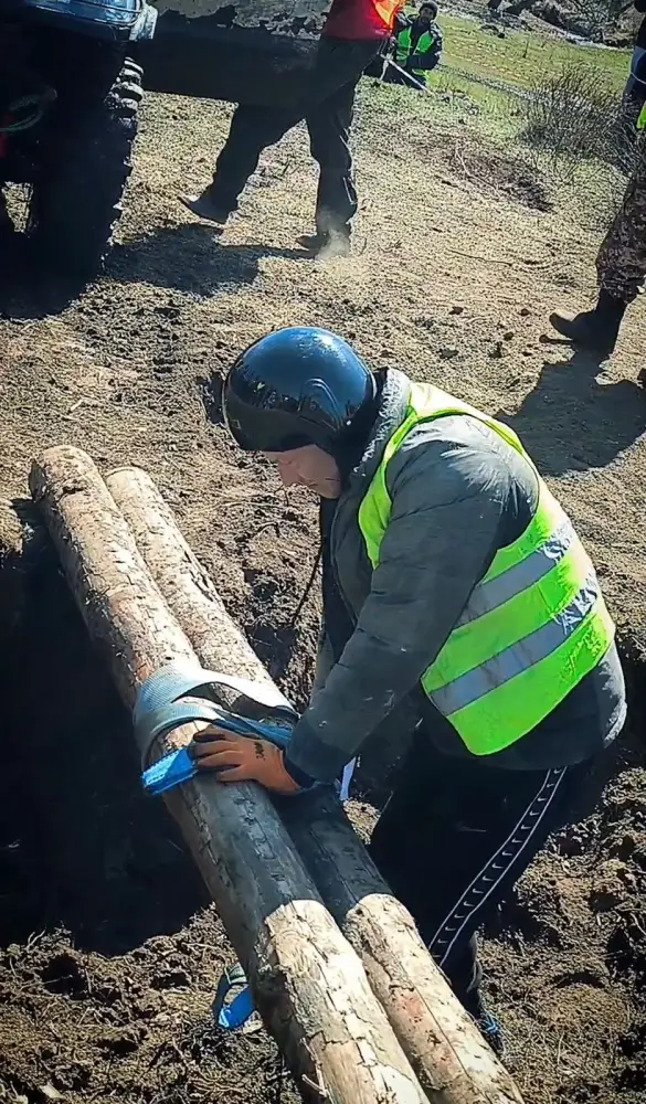 Открытые соревнования полноприводных автомобилей в Шемонаихинском районе Астане