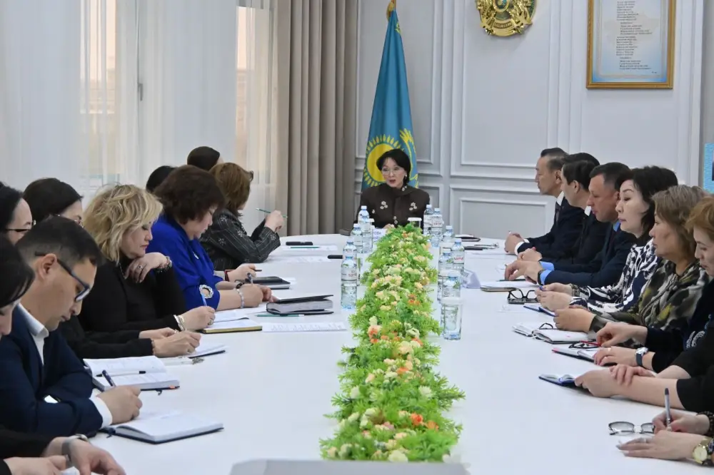 Ко Дню науки в столице прошло заседание Научного совета (3)