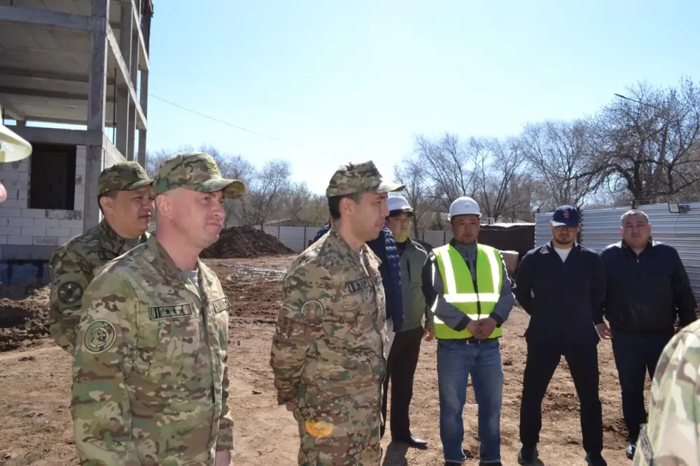 Заместитель Главнокомандующего Нацгвардией посетил РгК «Батыс» (5)