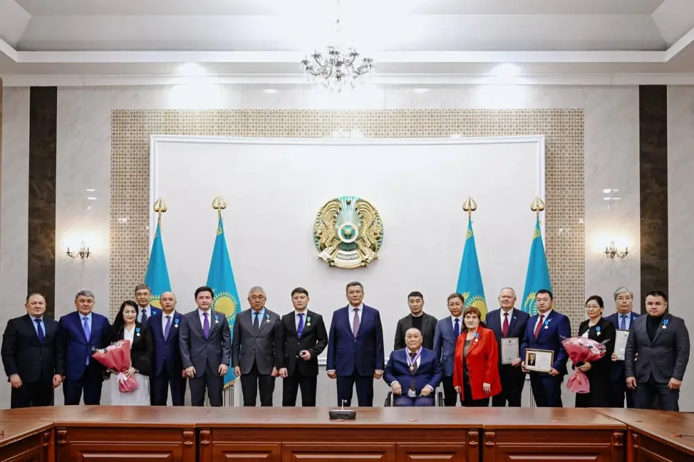 Высокая оценка труда и профессионализма (10)