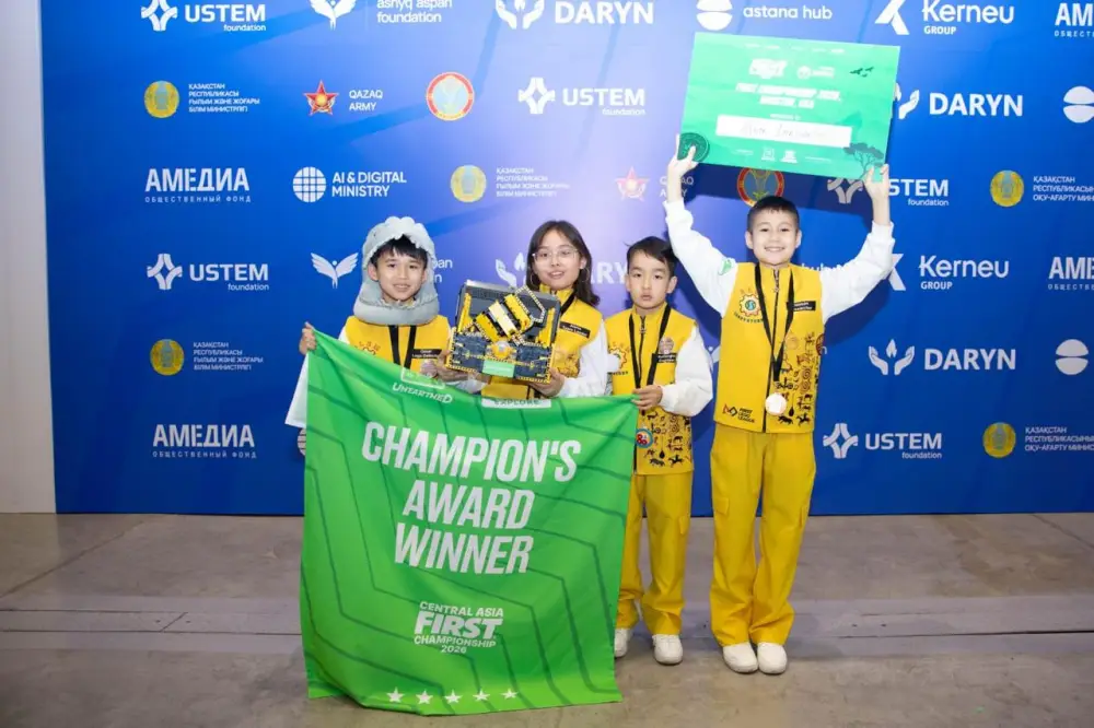 Сборная Казахстана готовится к участию в мировом чемпионате по робототехнике в Хьюстоне (6)