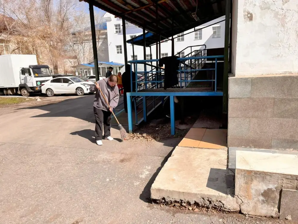 Чистота как культура: театр «Қанаттылар» поддержал экоинициативу в столице (3)