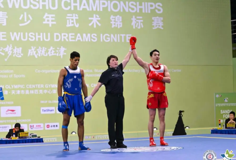 Историческое золото: алматинец Богдан Неумывакин стал чемпионом мира по ушу-саньда (2)