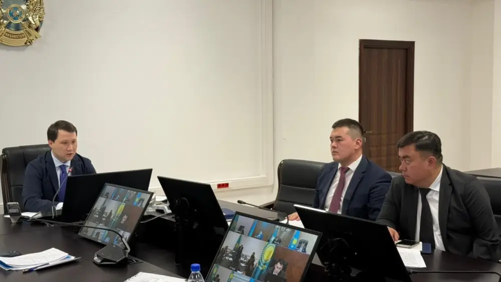 Обсуждение усиления государственного контроля в агропромышленном комплексе поднимает вопросы качества продукции и устойчивого развития сектора Астане