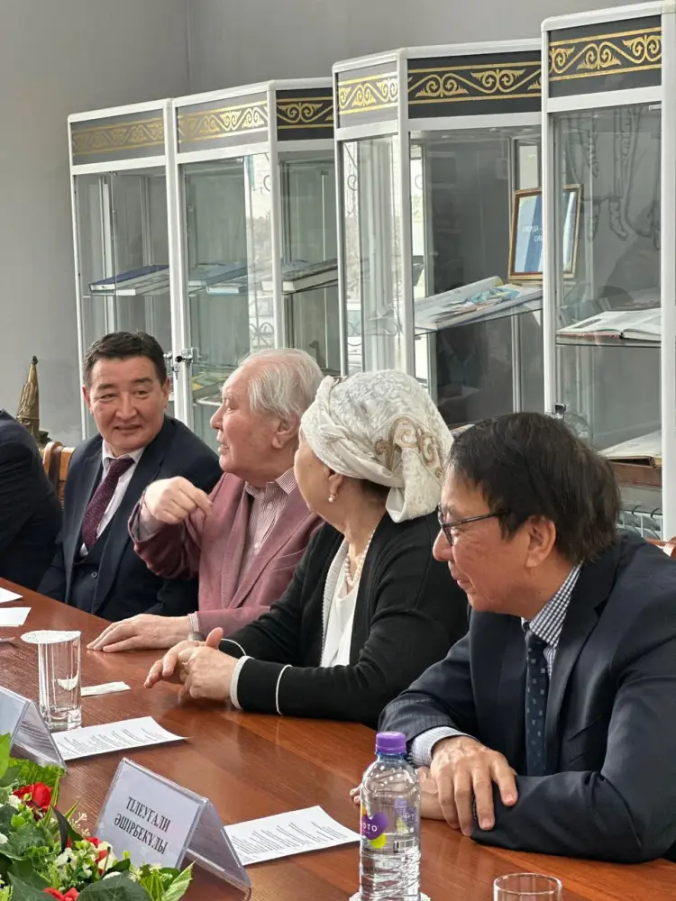 Стихи, которые объединяют: вечер памяти Серика Тургынбекулы Астане