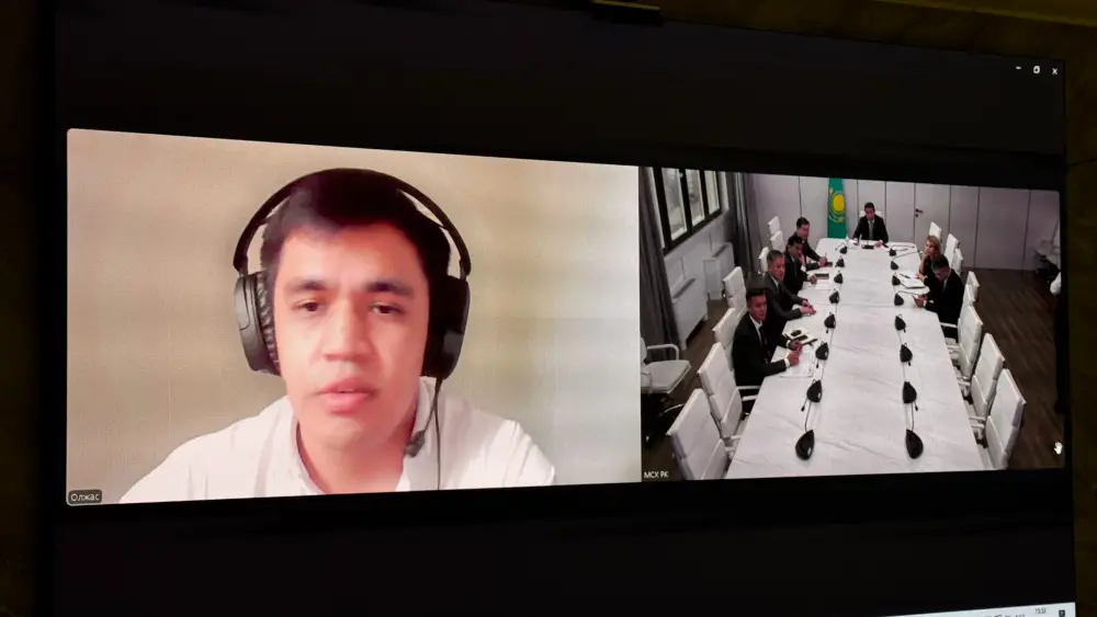 Айдарбек Сапаров провел личный прием граждан (6)