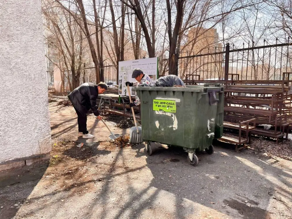 Чистота как культура: театр «Қанаттылар» поддержал экоинициативу в столице (2)