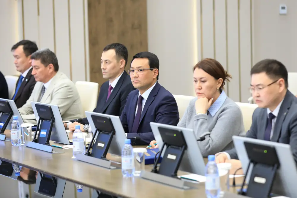 Обсуждены вопросы профилактики правонарушений под председательством главы региона (10)