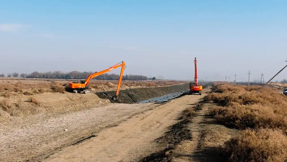 Более 526 км ирригационных каналов очищены в рамках подготовки к поливному периоду (7)