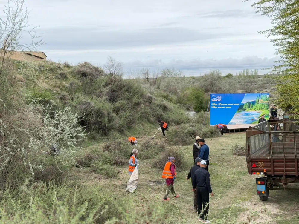 ТУРКЕСТАН: ЖИТЕЛИ САУРАНА УБИРАЮТ СВОЙ УГОЛОК ПРИРОДЫ В РАМКАХ АКЦИИ «ТАЗА ҚАЗАҚСТАН» Астане