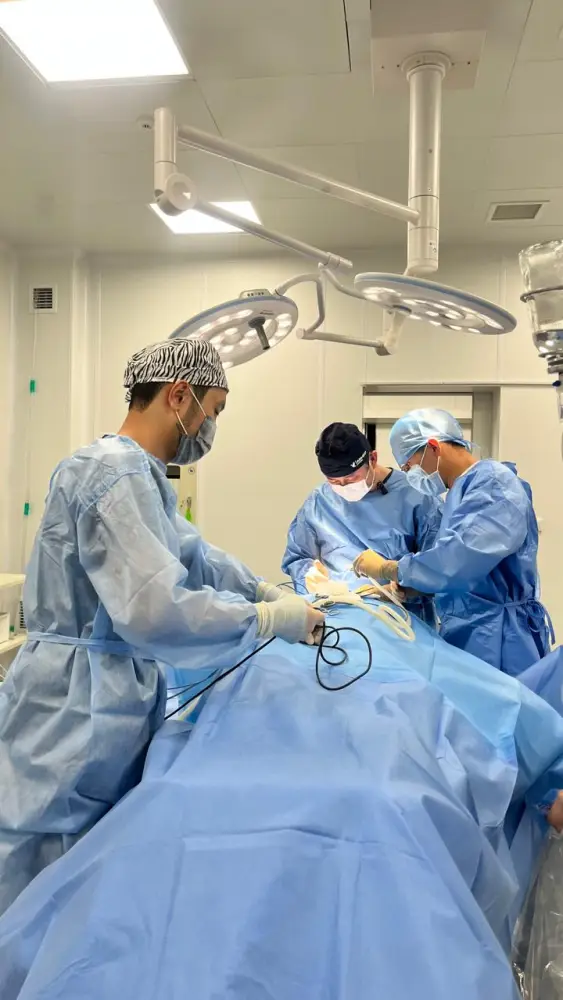 В ШЫМКЕНТЕ УСПЕШНО ПРОВЕДЕНА СЛОЖНАЯ ОПЕРАЦИЯ ПРИ РЕДКОМ ЗАБОЛЕВАНИИ МОЗГА (4)