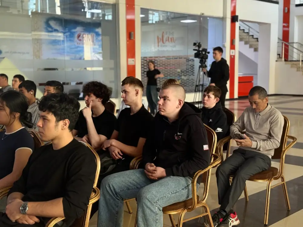 Кино, которое дышит: Вечер документального кино «Eco Cinema Night» в сердце экологической акции «Таза Қазақстан» Астане