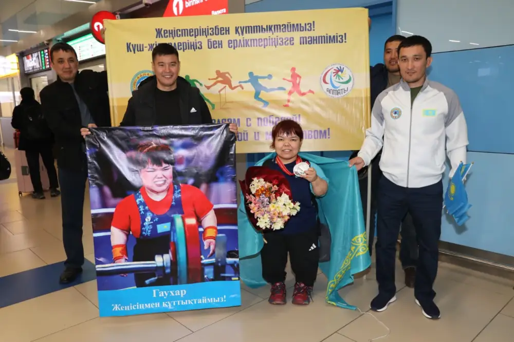 Гаухар Омирзакова из Алматы: серебряная нить успеха на чемпионате Азии–Океании по пара пауэрлифтингу Астане