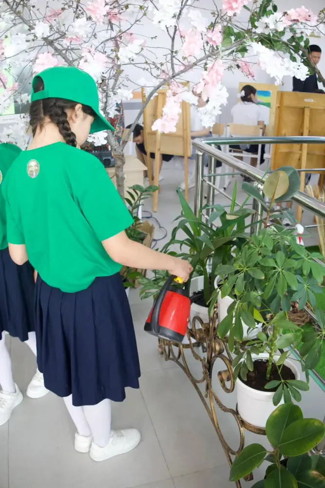 В школах Атырау подвели итоги экологических мероприятий (3)