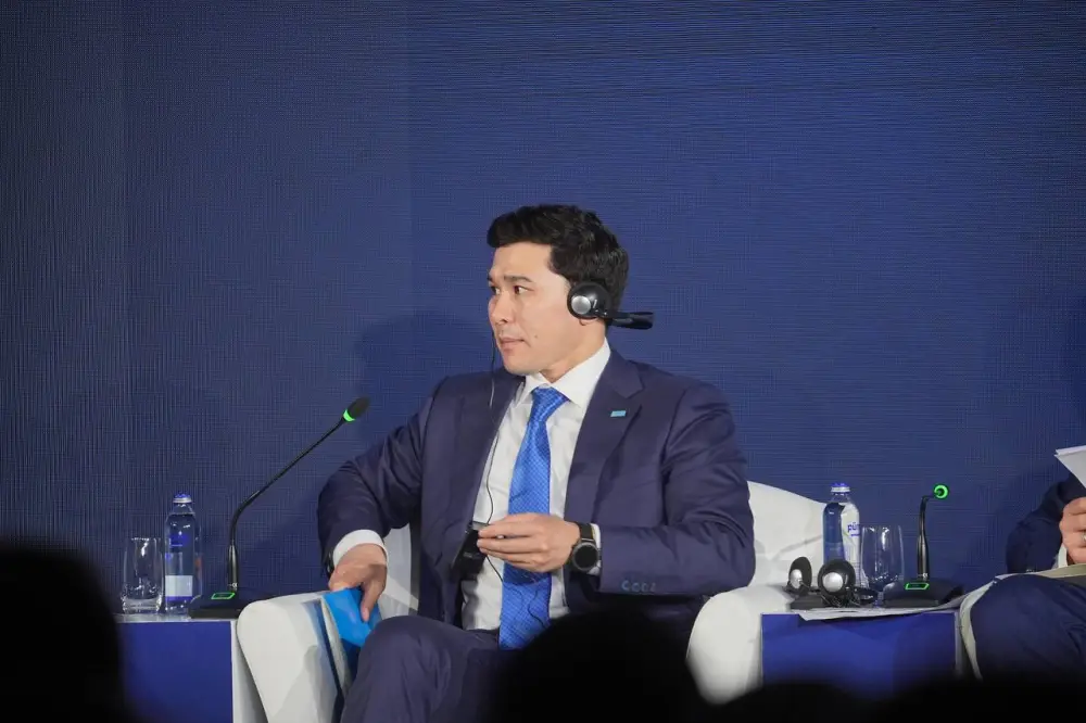 VIII Форум этноспорта в Анталье министр туризма и спорта Казахстана Ербол Мырзабосынов Астане