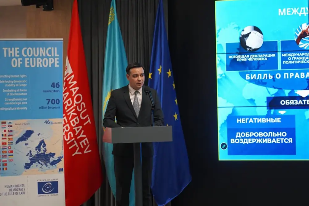 Артур Ластаев: Формирование правовой культуры начинается в образовательной среде (6)