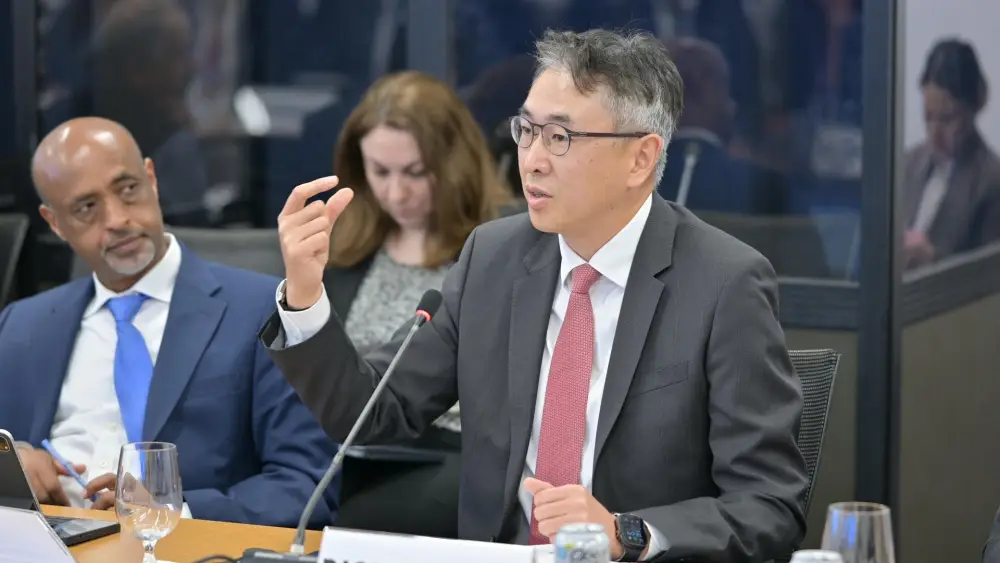 Казахстан предложил Всемирному банку провести конференцию по устойчивому экономическому росту (6)