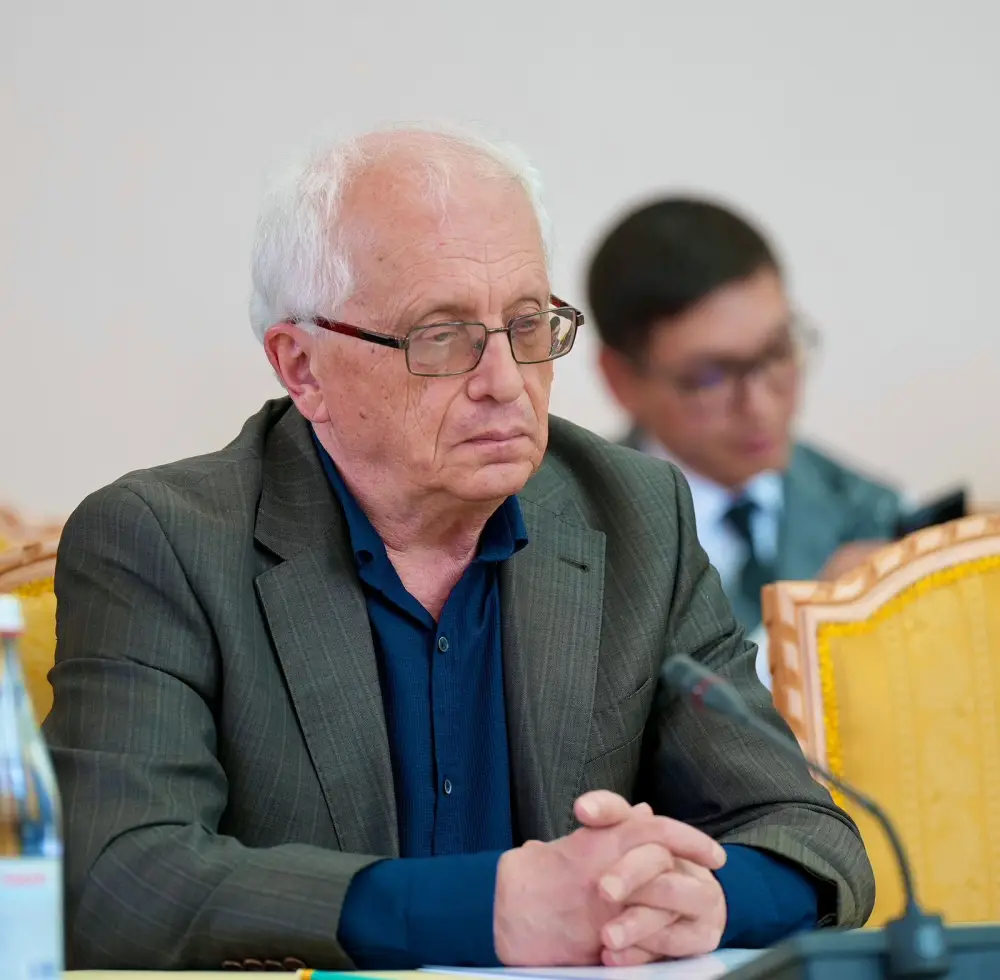 В ВКО состоялось II заседание регионального Совета по науке (9)