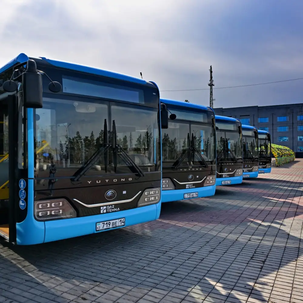 Обновление общественного транспорта в Павлодаре новые автобусы трамваи замена вагонов строительство трамвайной линии Астане