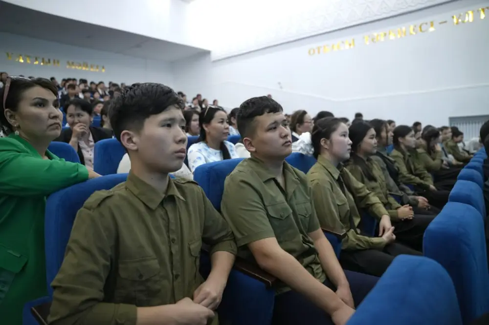 Масштабная военно-патриотическая акция в Казахстане привлекла 5500 молодых участников Астане