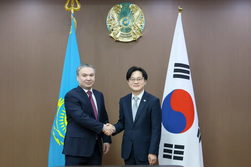 Встреча Ерсайына Нагаспаева с министром торговли и промышленности Кореи обсуждение проектов Астане