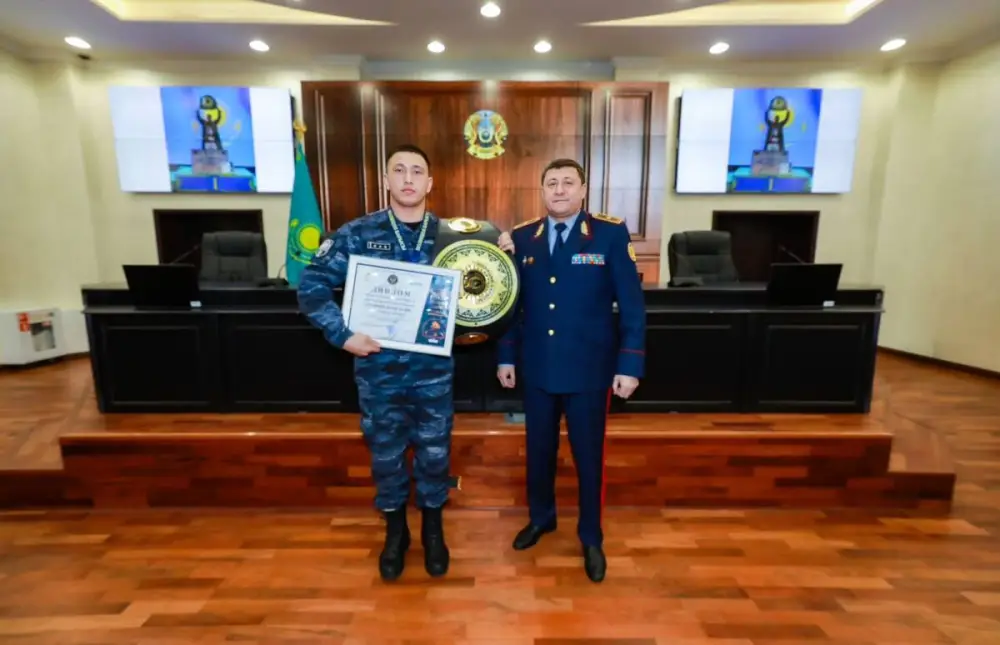 Победа сотрудника ДП Астаны на турнире "Полиция Барысы" укрепляет имидж казахстанских полицейских в спорте Астане