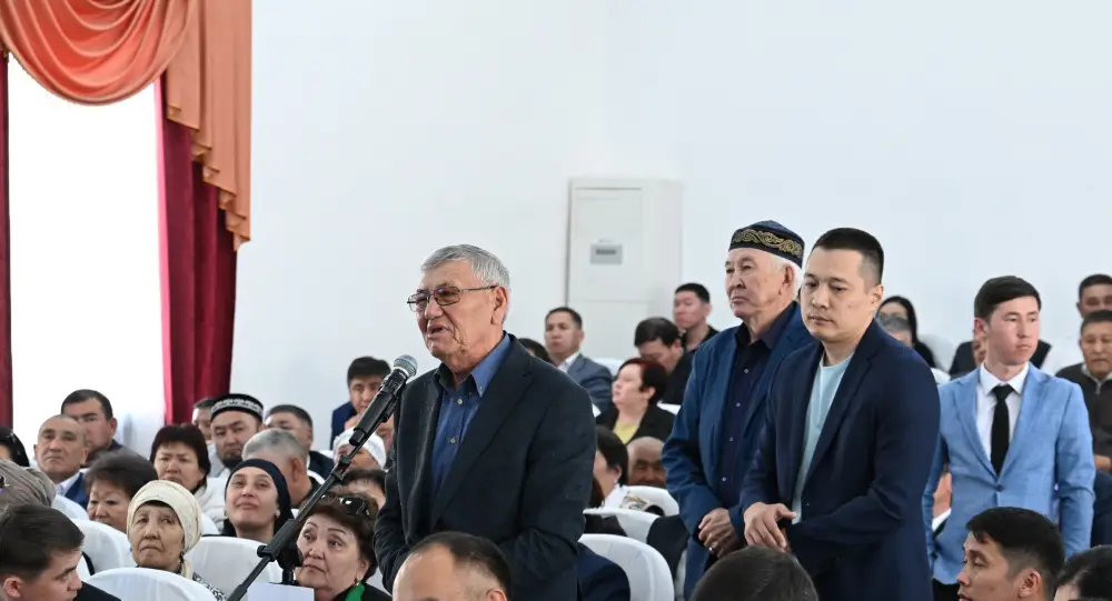 Аким области Бейбит Исабаев встретился с жителями Каратальского района (4)