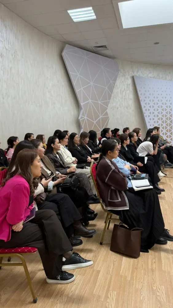 В Астане сотрудники прокуратуры встретились с психологами для профилактики детской преступности (6)