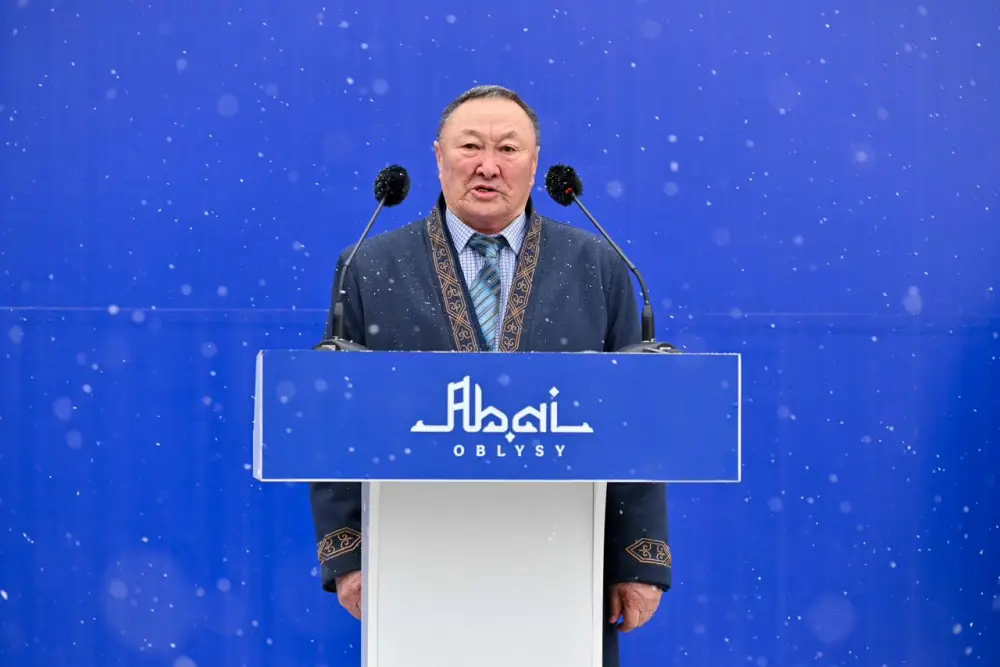 «Абайға құрмет»: в Семее заложили фундамент нового спортивного комплекса (9)