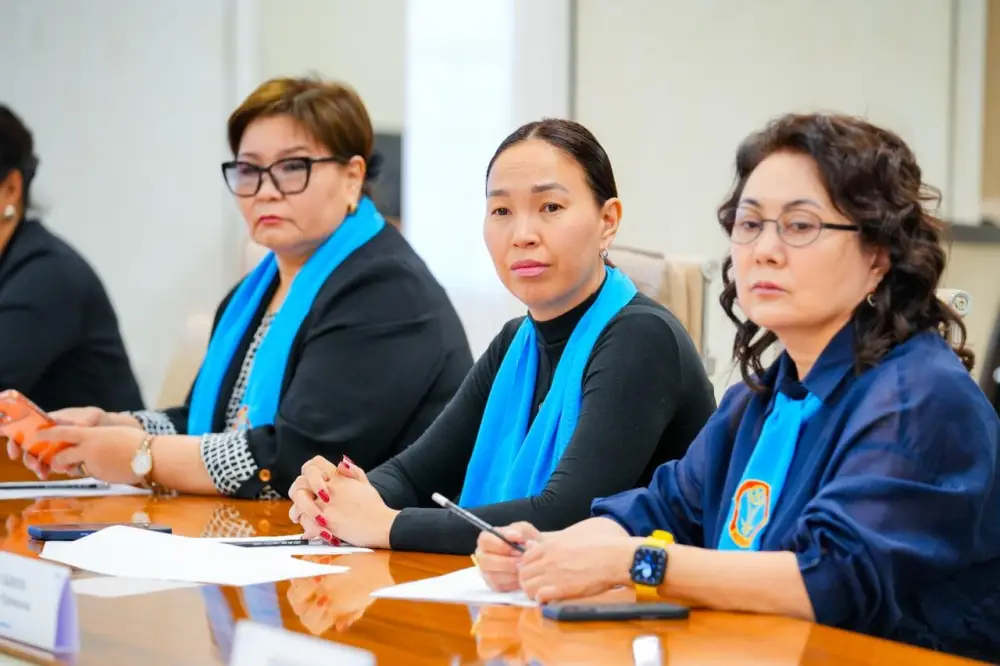 Усиление роли женщин в реализации социально значимых проектов обсудили в Астане (6)