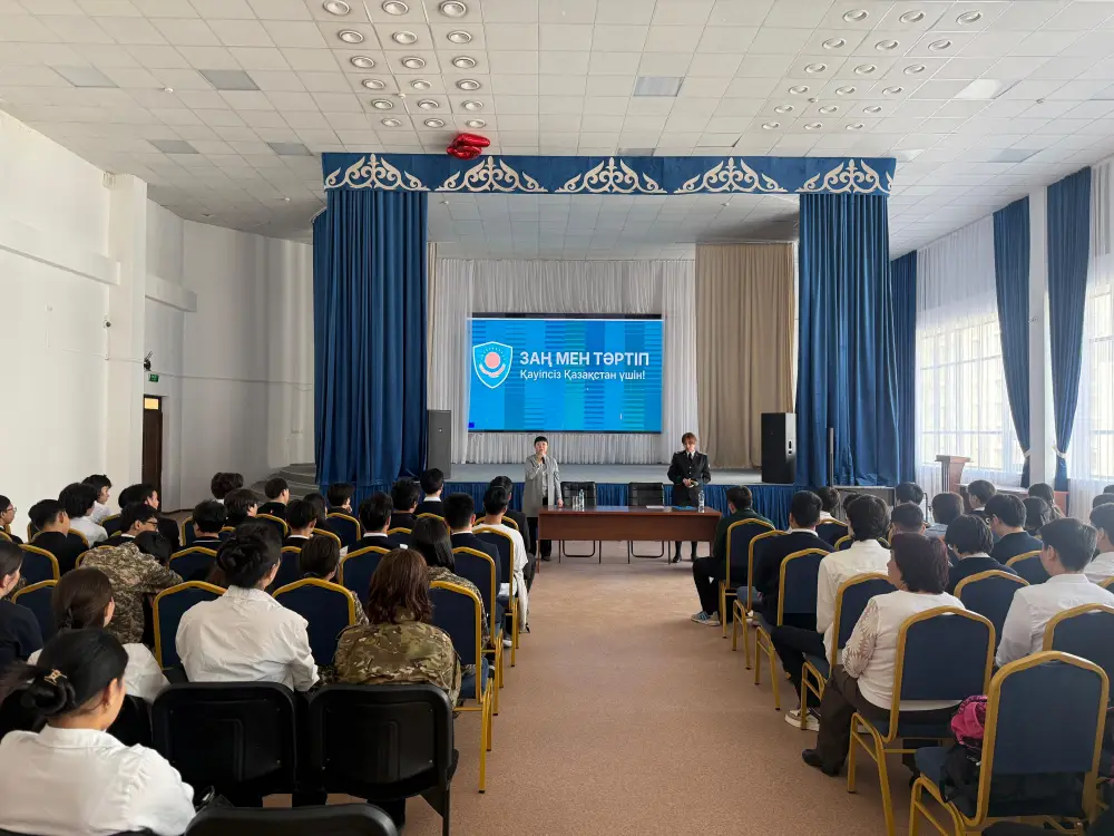 «Закон и порядок»: лекцию о цифровой безопасности провели для столичных школьников (3)